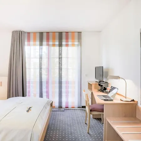 Acora Und Wohnen Düsseldorf